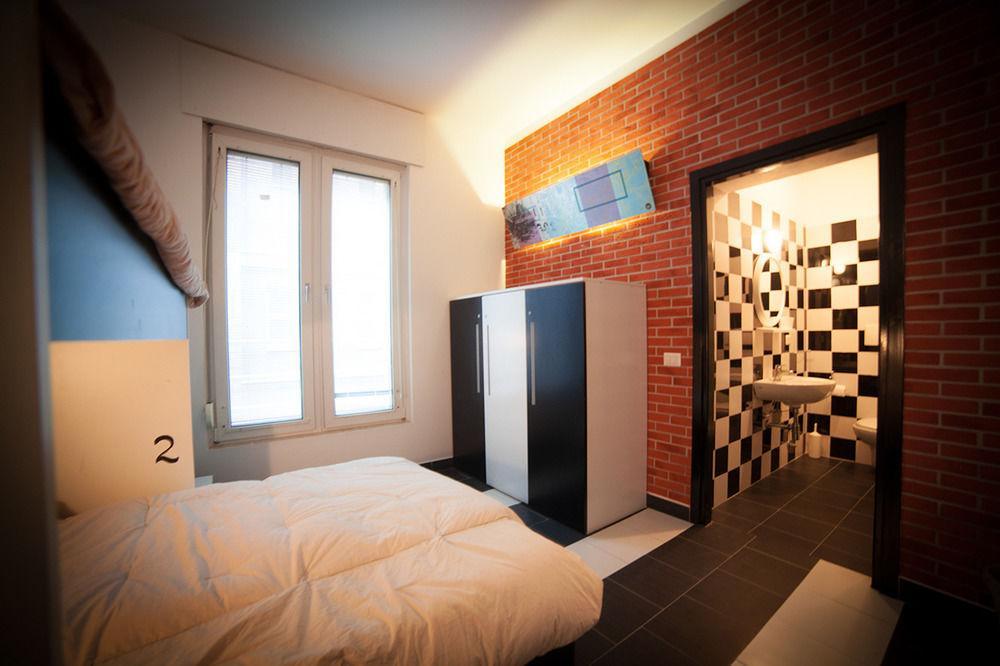 New Generation Hostel Milan Center מראה חיצוני תמונה