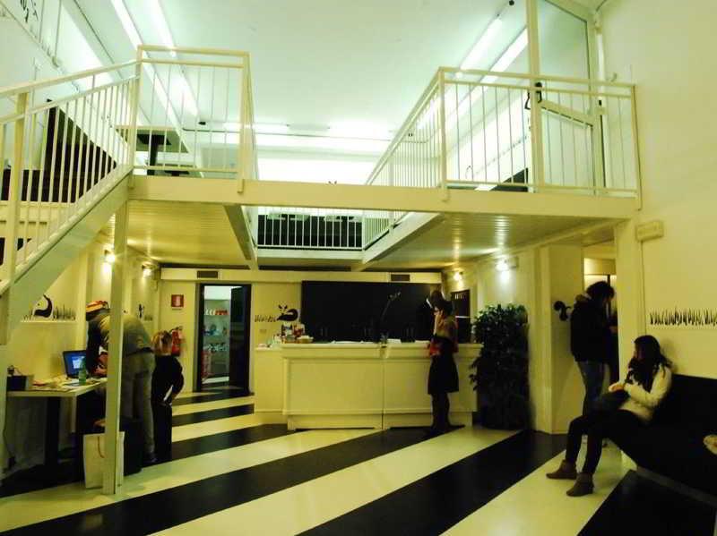 New Generation Hostel Milan Center מראה חיצוני תמונה
