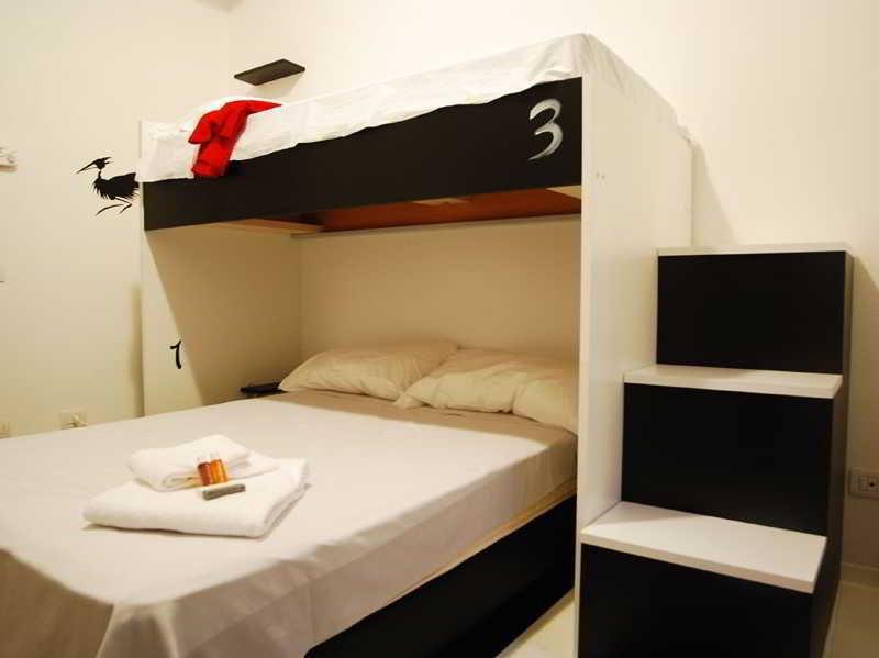 New Generation Hostel Milan Center מראה חיצוני תמונה