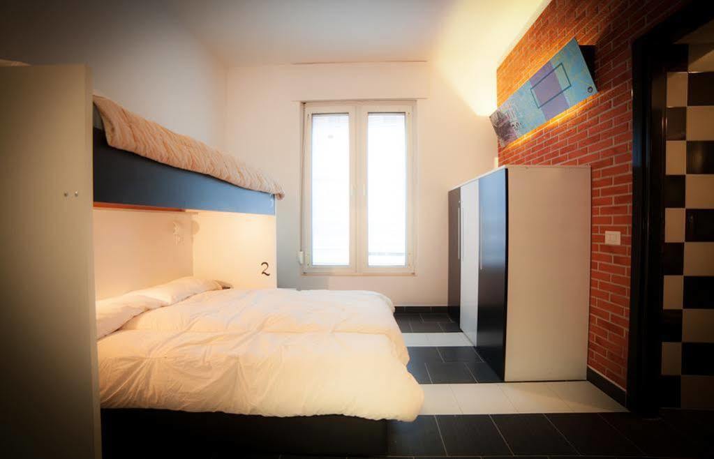New Generation Hostel Milan Center מראה חיצוני תמונה