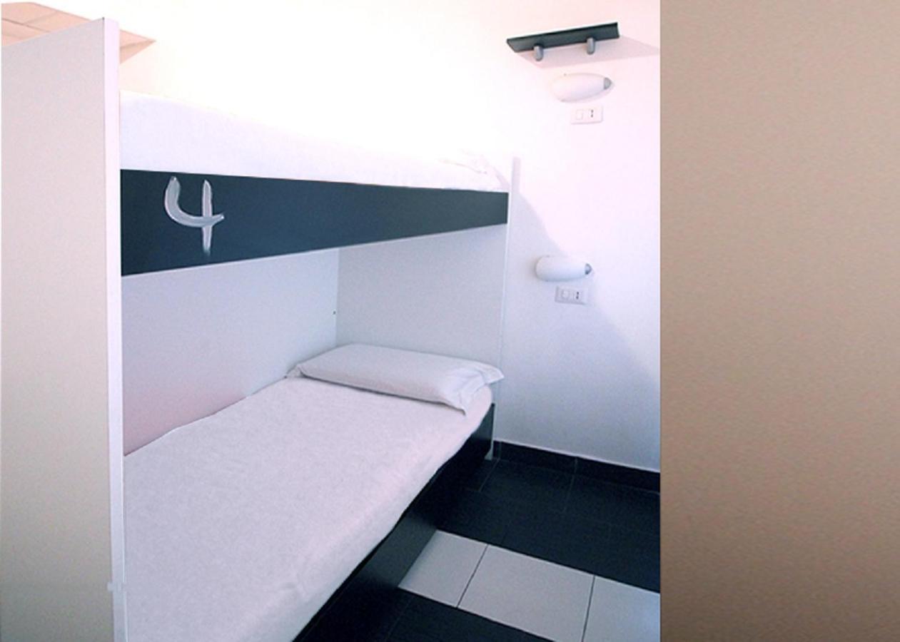 New Generation Hostel Milan Center מראה חיצוני תמונה